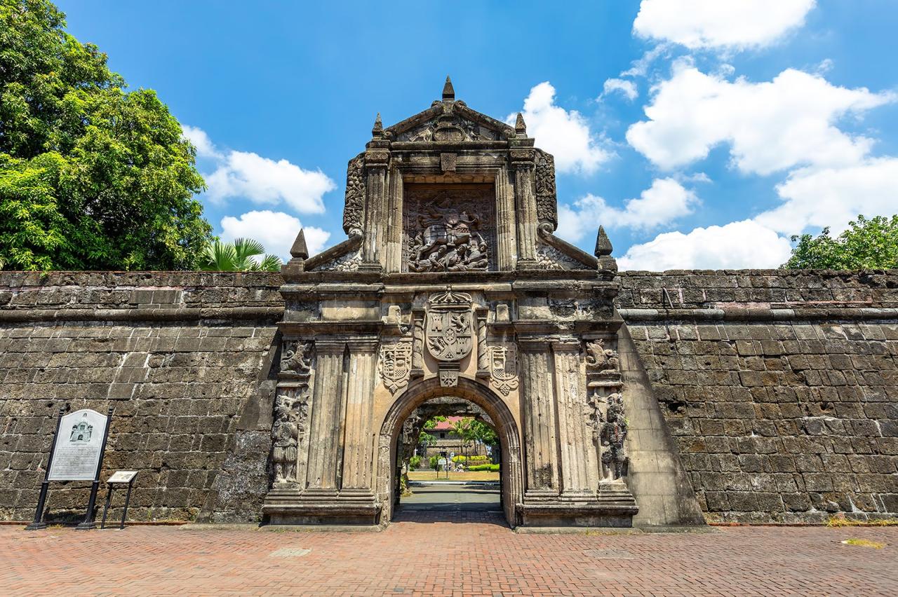Intramuros manila philippines santiago fort tourist walled inquire Best Ways To Consolidate Multiple Loans Effectively