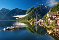 Hallstatt Lake, postcard landscape in Austria's most beautiful lake What Are The Signs Of Vitamin Deficiencies In Adults